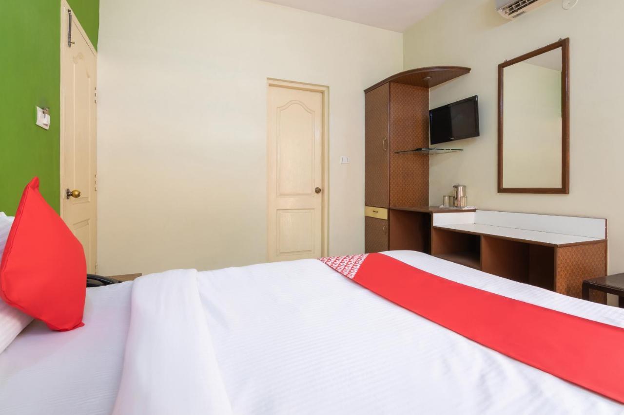 ホテル Oyo 10478 Raj Residency バンガロール エクステリア 写真